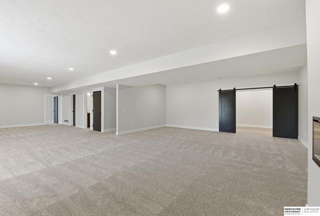 7651 N 167th Street, Bennington, NE 68007