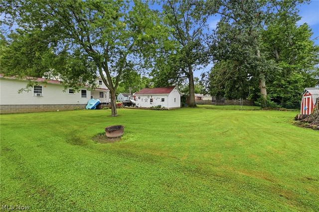 369 E 46th Street, Lorain, OH 44052
