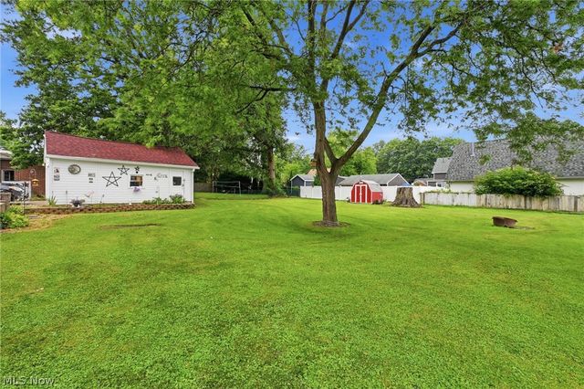 369 E 46th Street, Lorain, OH 44052
