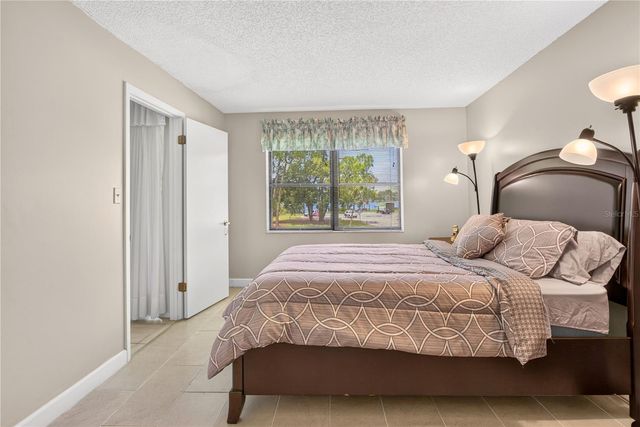 3276 CANDLE RIDGE COURT 202, Orlando, FL 32822