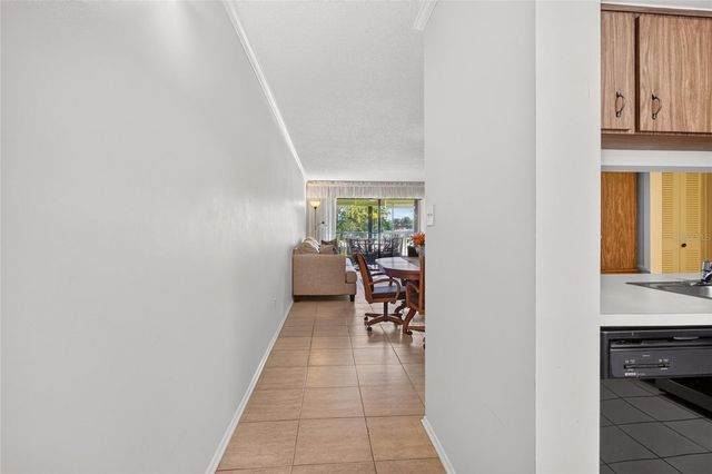 3276 CANDLE RIDGE COURT 202, Orlando, FL 32822