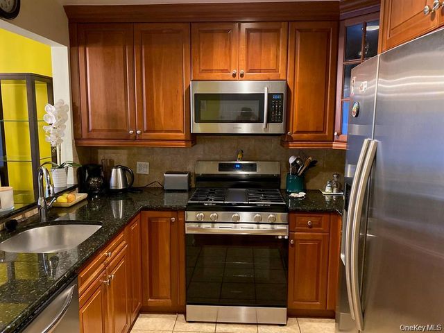 9428 Magnolia Court 1A, Ozone Park, NY 11417