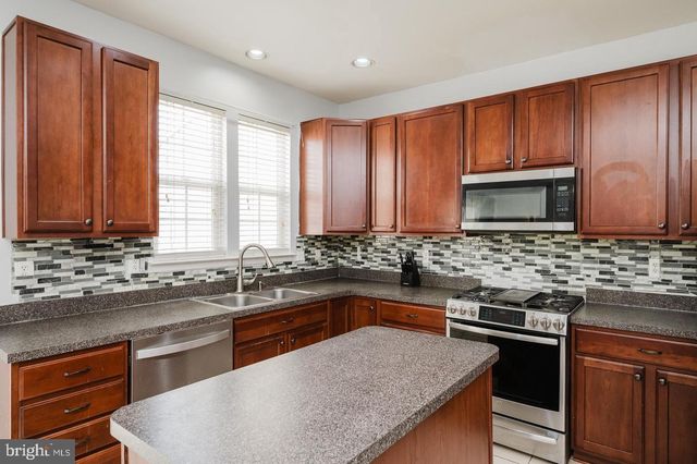 3086 RAKING LEAF DR, Abingdon, MD 21009
