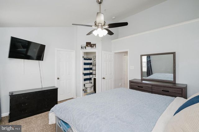 3086 RAKING LEAF DR, Abingdon, MD 21009