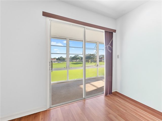 93 Spring Lake Drive 206, Vero Beach, FL 32962