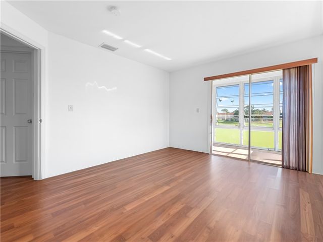 93 Spring Lake Drive 206, Vero Beach, FL 32962