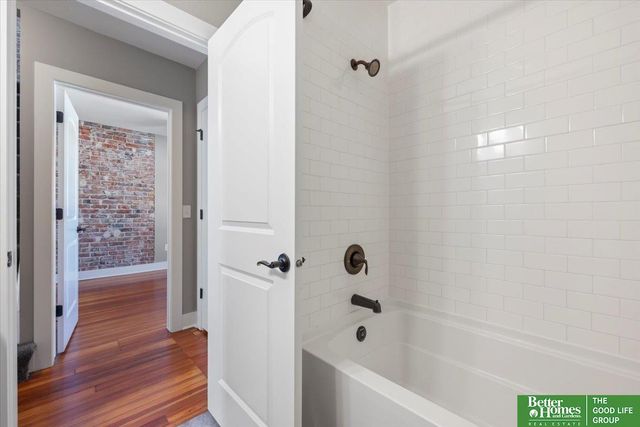 4010 Harney Street, Omaha, NE 68131