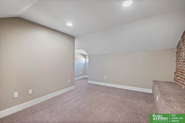 4010 Harney Street, Omaha, NE 68131