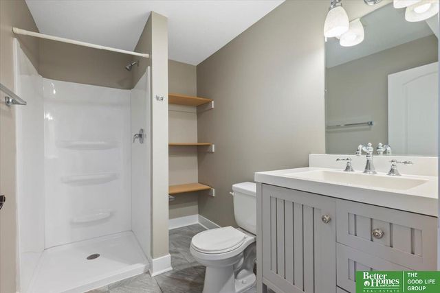 4010 Harney Street, Omaha, NE 68131