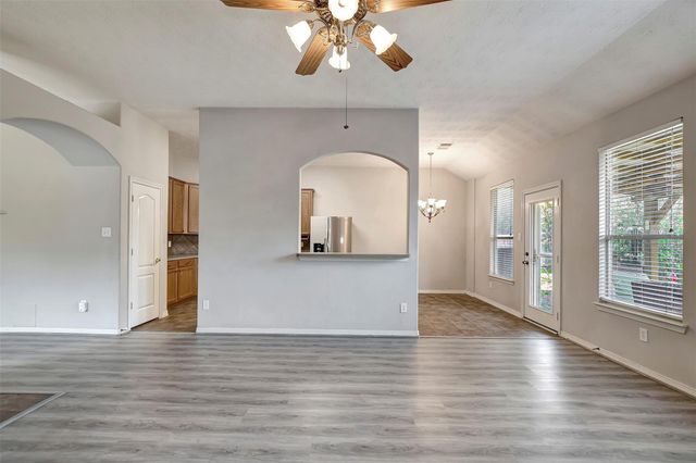 2013 Lulach Lane, Conroe, TX 77301