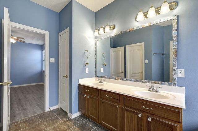 2013 Lulach Lane, Conroe, TX 77301