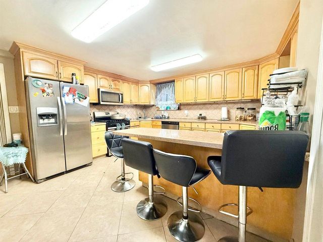 68 BRINKERHOFF ST, Jc, Greenville, NJ 07304