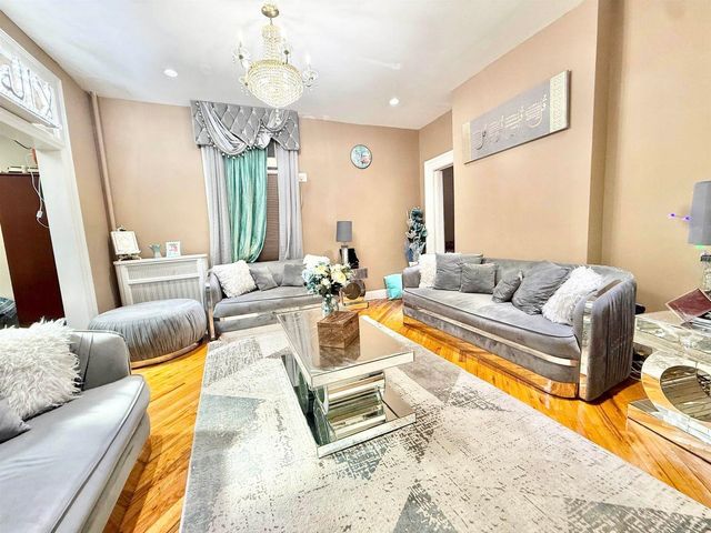 68 BRINKERHOFF ST, Jc, Greenville, NJ 07304