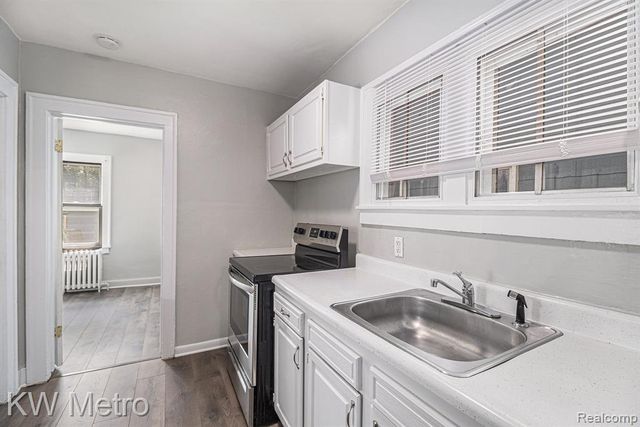508 West Parkdale Avenue, Royal Oak, MI 48073
