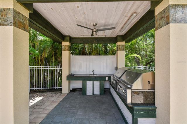 7804 HIDDEN CREEK LOOP 103, Lakewood Ranch, FL 34202