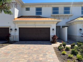 7804 HIDDEN CREEK LOOP 103, Lakewood Ranch, FL 34202