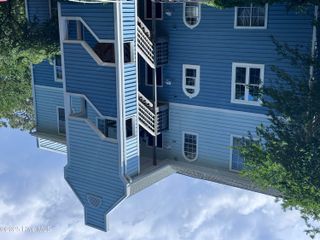 4240 Wilshire Boulevard Apt 101, Wilmington, NC 28403