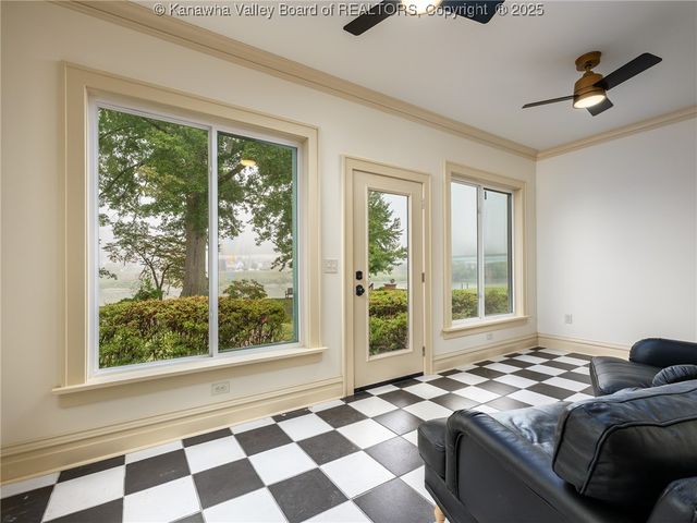 3301 Kanawha Avenue SE, Charleston, WV 25304