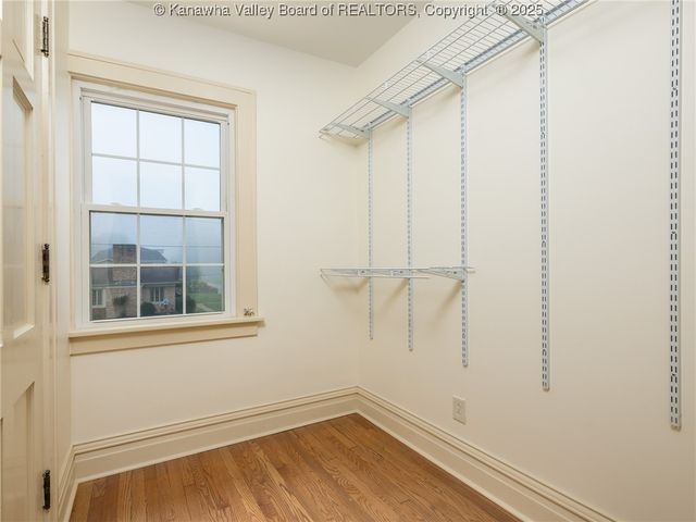 3301 Kanawha Avenue SE, Charleston, WV 25304