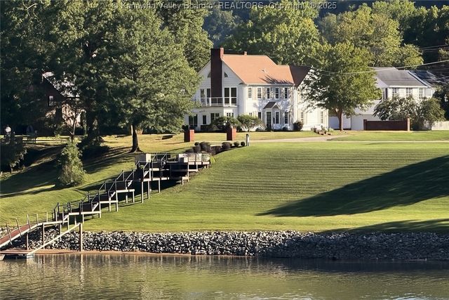 3301 Kanawha Avenue SE, Charleston, WV 25304