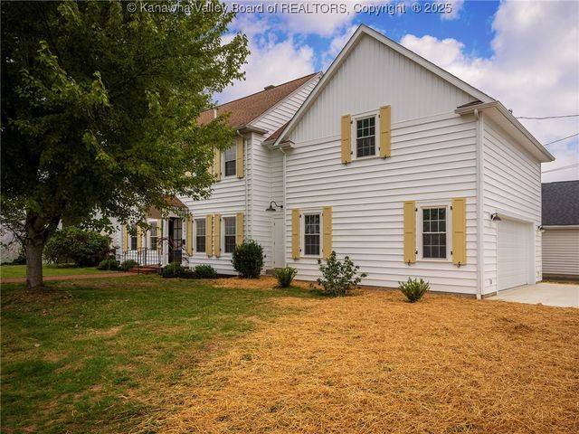 3301 Kanawha Avenue SE, Charleston, WV 25304