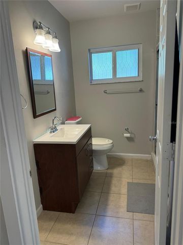 2331 W OAK STREET, Kissimmee, FL 34741