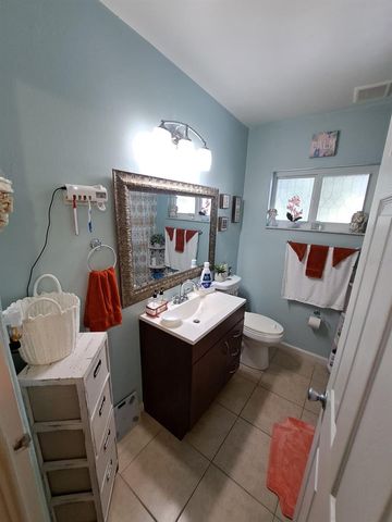 2331 W OAK STREET, Kissimmee, FL 34741