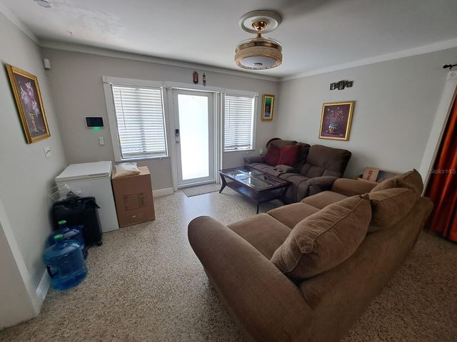 2331 W OAK STREET, Kissimmee, FL 34741