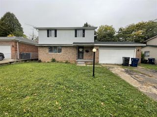 6907 Parkbelt Drive, Flint, MI 48505