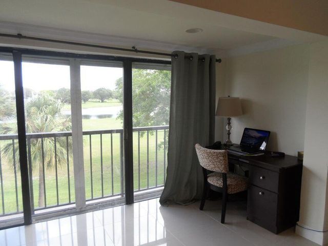4832 Esedra Court 305, Lake Worth, FL 33467
