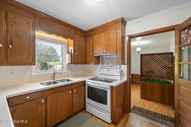 6542 S Nc 41 Highway, Wallace, NC 28466