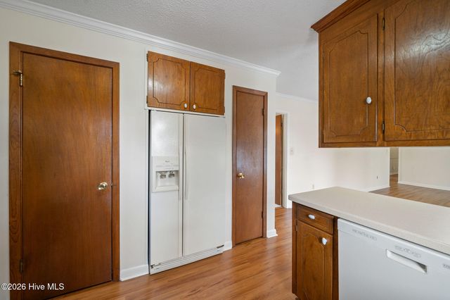 6542 S Nc 41 Highway, Wallace, NC 28466