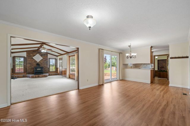 6542 S Nc 41 Highway, Wallace, NC 28466