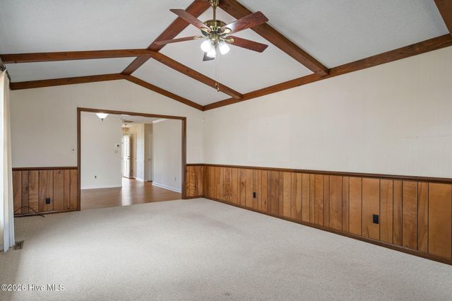 6542 S Nc 41 Highway, Wallace, NC 28466