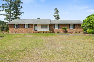 6542 S Nc 41 Highway, Wallace, NC 28466