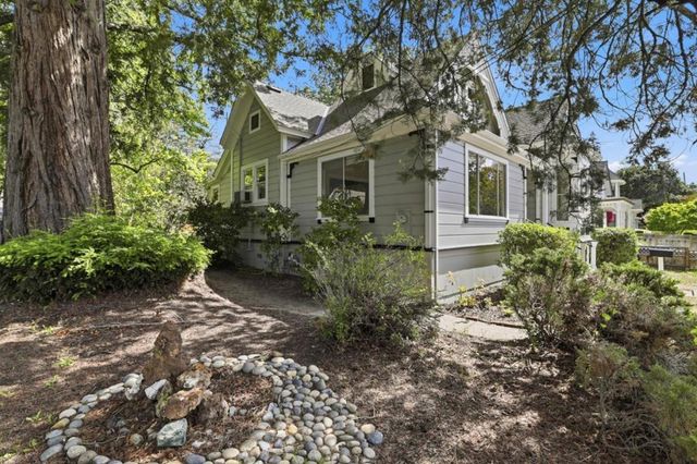 54 Whitney Avenue, Los Gatos, CA 95030