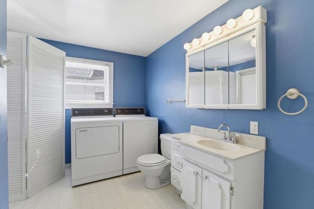 54 Whitney Avenue, Los Gatos, CA 95030