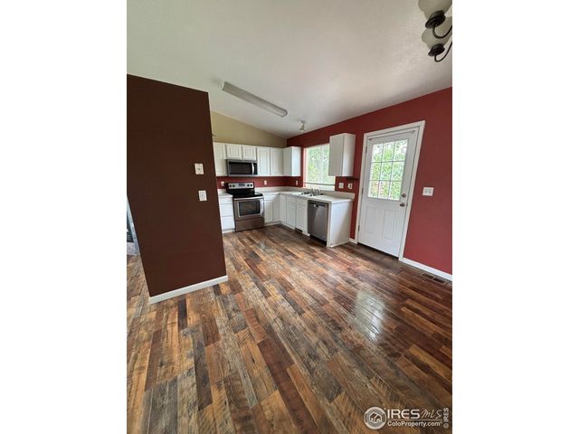 320 E Lilac St, Milliken, CO 80543