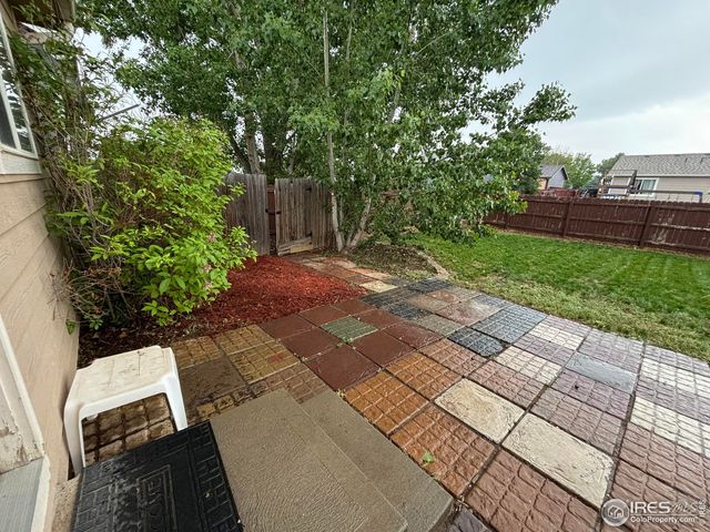 320 E Lilac St, Milliken, CO 80543