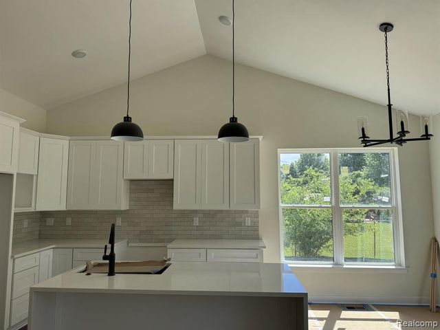 9355 Highland Drive, Grosse Ile, MI 48138