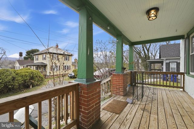 630 MIDLAND AVE, Front Royal, VA 22630