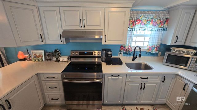 1948 Ridgewood Drive, Lillian, AL 36549