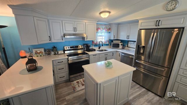 1948 Ridgewood Drive, Lillian, AL 36549