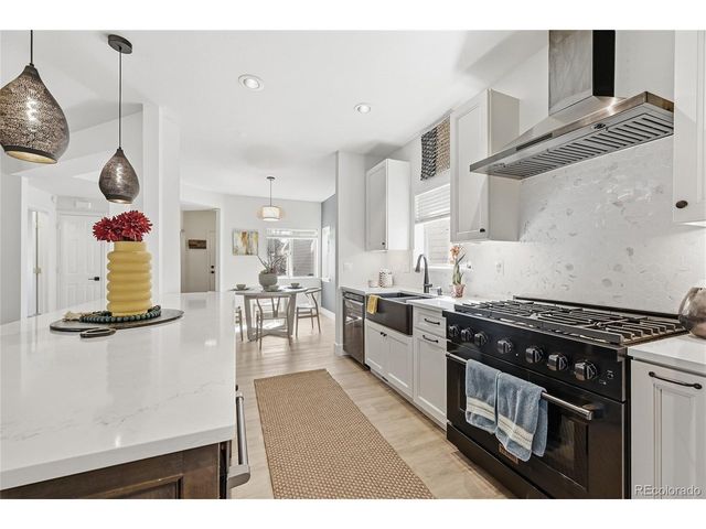 4855 Hopkins Pl, Boulder, CO 80301