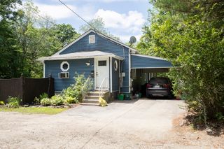 5 Amber St, Worcester, MA 01602