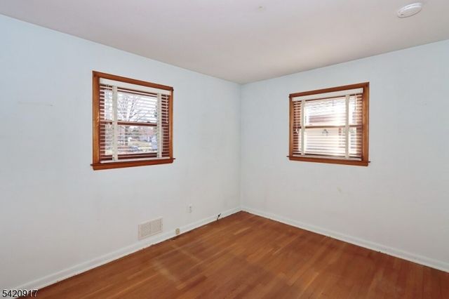 130 Warrenville Rd, Green Brook Twp., NJ 08812