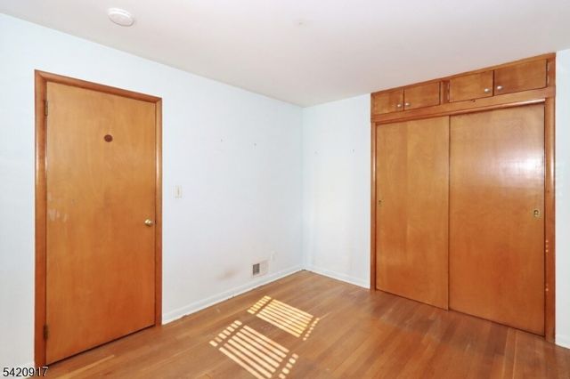 130 Warrenville Rd, Green Brook Twp., NJ 08812