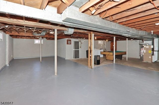 130 Warrenville Rd, Green Brook Twp., NJ 08812