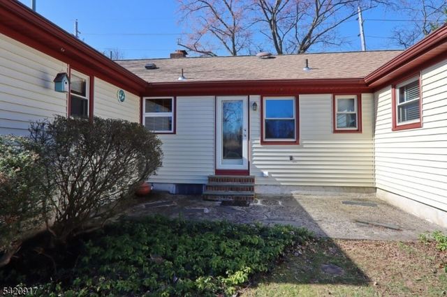 130 Warrenville Rd, Green Brook Twp., NJ 08812