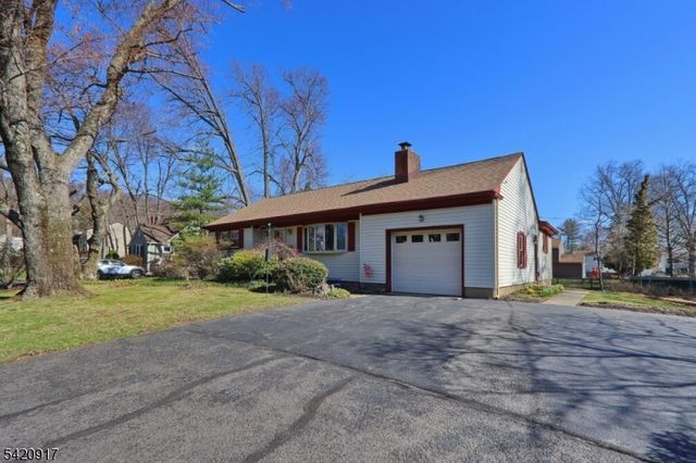 130 Warrenville Rd, Green Brook Twp., NJ 08812